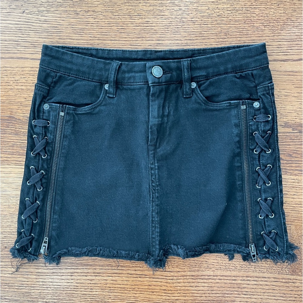 🖤 BLANKNYC Skirt
